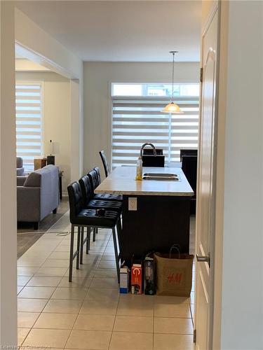 7997 Odell Crescent Court, Niagara Falls, ON - Indoor Photo Showing Dining Room