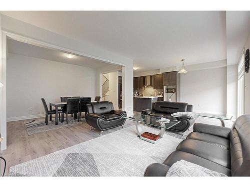 24 Nicort Road, Wasaga Beach, ON - Indoor Photo Showing Living Room