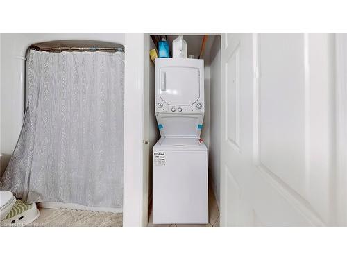 407-4013 Kilmer Drive, Burlington, ON - Indoor Photo Showing Laundry Room