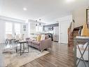 11-39 Hays Boulevard, Oakville, ON  - Indoor Photo Showing Living Room 