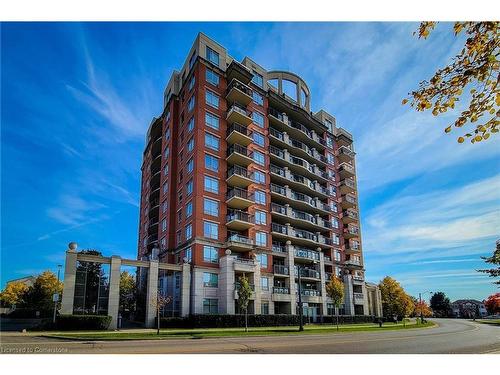 1102-2325 Central Park Drive, Oakville, ON - Outdoor With Balcony With Facade