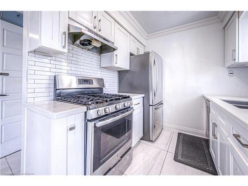 61 Winter Avenue, Cambridge, ON - Indoor Photo Showing Kitchen