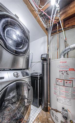 61 Winter Avenue, Cambridge, ON - Indoor Photo Showing Laundry Room