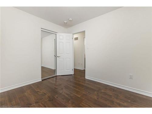 6 West Oak Trail, Kitchener, ON - Indoor Photo Showing Other Room