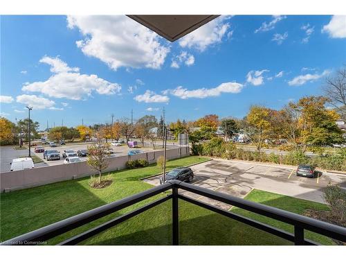 209-975 Warwick Court, Burlington, ON - Outdoor With View