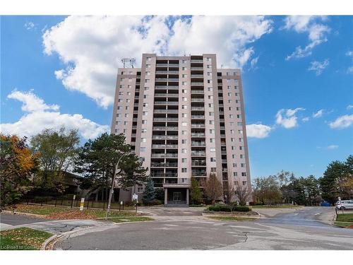 209-975 Warwick Court, Burlington, ON - Outdoor With Facade