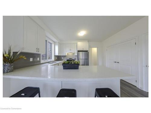 4 Harwood Street, Tillsonburg, ON - Indoor Photo Showing Kitchen