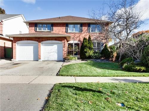 2051 Deer Run Avenue, Burlington, ON - Outdoor