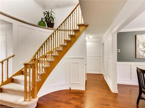 2051 Deer Run Avenue, Burlington, ON - Indoor Photo Showing Other Room