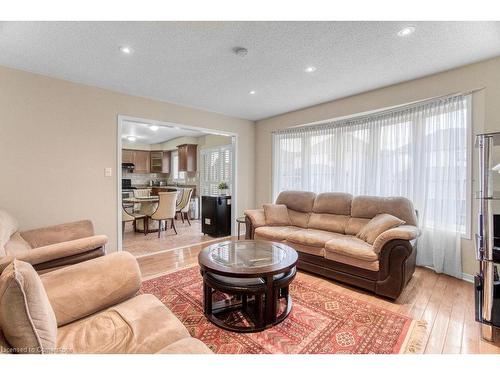 149 Brisdale Drive, Brampton, ON - Indoor Photo Showing Living Room