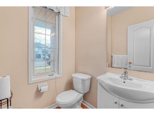 149 Brisdale Drive, Brampton, ON - Indoor Photo Showing Bathroom