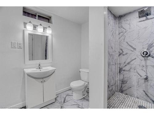 149 Brisdale Drive, Brampton, ON - Indoor Photo Showing Bathroom