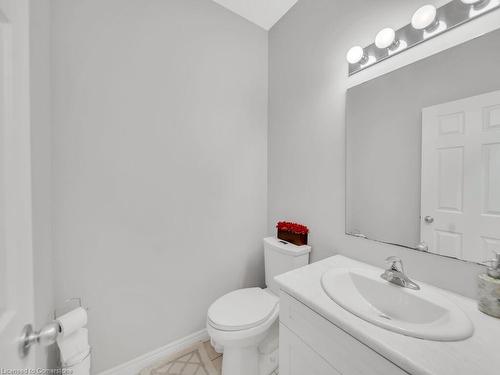 188 Ambrous Crescent, Guelph, ON - Indoor Photo Showing Bathroom