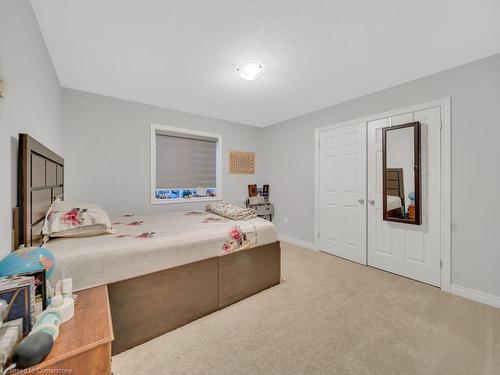 188 Ambrous Crescent, Guelph, ON - Indoor Photo Showing Bedroom