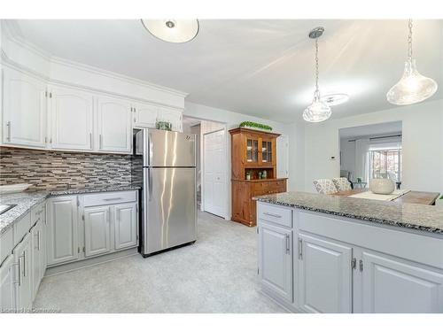 342 Catharine Street N, Hamilton, ON - Indoor Photo Showing Kitchen With Upgraded Kitchen