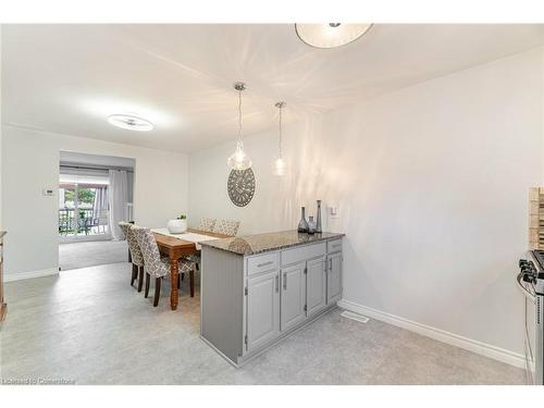 342 Catharine Street N, Hamilton, ON - Indoor Photo Showing Dining Room