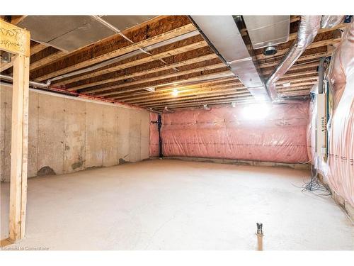 205 Port Crescent, Welland, ON - Indoor Photo Showing Basement