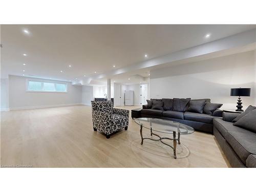 212 Southview Road, Oakville, ON - Indoor Photo Showing Living Room