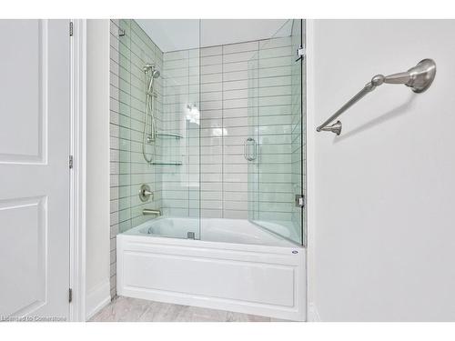 1562 Edencrest Drive, Mississauga, ON - Indoor Photo Showing Bathroom