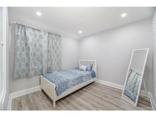 774 Belmont Avenue W, Kitchener, ON - Indoor Photo Showing Bedroom