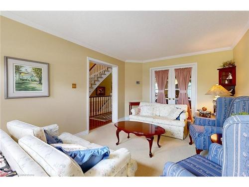 5270 Giacco Court, Mississauga, ON - Indoor Photo Showing Living Room