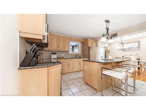 364 Roselawn Place, Waterloo, ON - Indoor Photo Showing Kitchen