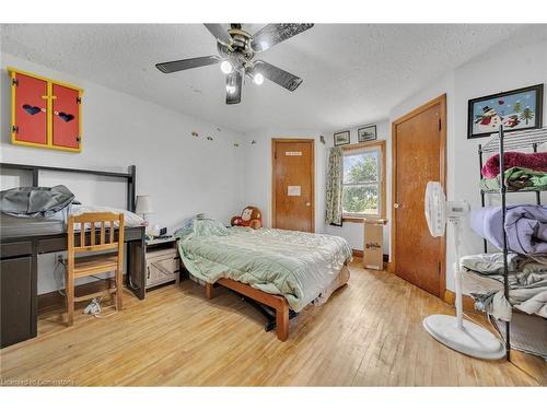 475461 County Road 11 Road, Amaranth, ON - Indoor Photo Showing Bedroom