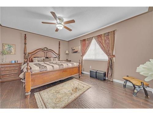 147 Whitwell Drive, Brampton, ON - Indoor Photo Showing Bedroom