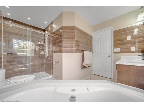 147 Whitwell Drive, Brampton, ON - Indoor Photo Showing Bathroom