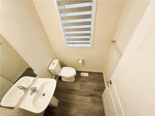 35-7789 Kalar Road, Niagara Falls, ON - Indoor Photo Showing Bathroom