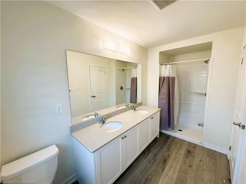 35-7789 Kalar Road, Niagara Falls, ON - Indoor Photo Showing Bathroom