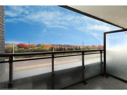 314-395 Dundas Street W, Oakville, ON - Outdoor With View