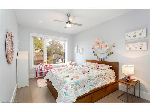 16B Benson Avenue, Mississauga, ON - Indoor Photo Showing Bedroom