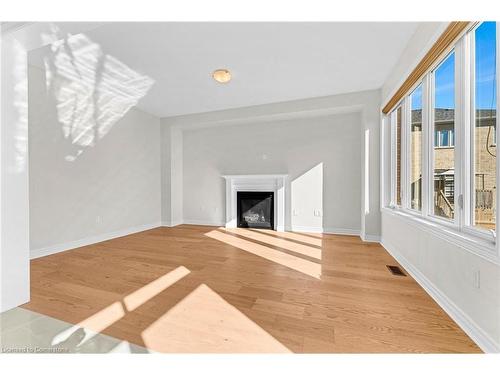 1174 Upper Thames Drive, Woodstock, ON - Indoor Photo Showing Living Room With Fireplace