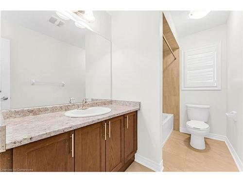 1174 Upper Thames Drive, Woodstock, ON - Indoor Photo Showing Bathroom