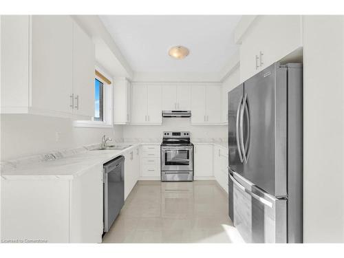 1174 Upper Thames Drive, Woodstock, ON - Indoor Photo Showing Kitchen With Stainless Steel Kitchen With Upgraded Kitchen