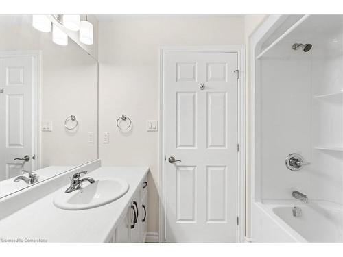 129 Essex Drive, Belleville, ON - Indoor Photo Showing Bathroom