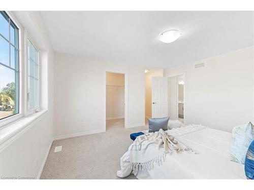 129 Essex Drive, Belleville, ON - Indoor Photo Showing Bedroom