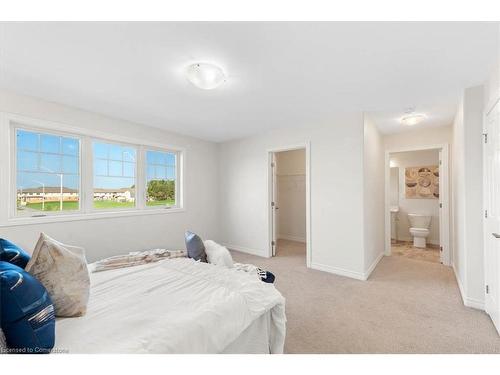 129 Essex Drive, Belleville, ON - Indoor Photo Showing Bedroom