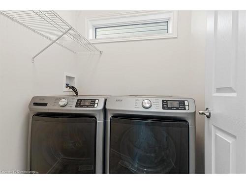 129 Essex Drive, Belleville, ON - Indoor Photo Showing Laundry Room