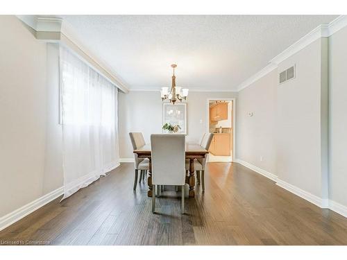 817 Damien Way, Mississauga, ON - Indoor Photo Showing Dining Room