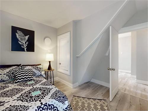 619 Princess Street, Woodstock, ON - Indoor Photo Showing Bedroom