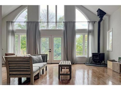 90 Golden Pond Drive, South Bruce Peninsula, ON - Indoor Photo Showing Living Room