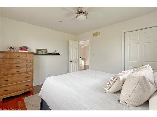 90 Golden Pond Drive, South Bruce Peninsula, ON - Indoor Photo Showing Bedroom