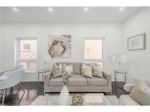 1224 Bonin Crescent, Milton, ON - Indoor Photo Showing Living Room