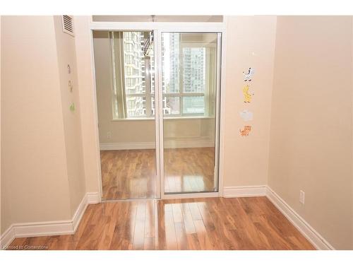 1508-156 Enfield Drive, Mississauga, ON - Indoor Photo Showing Other Room