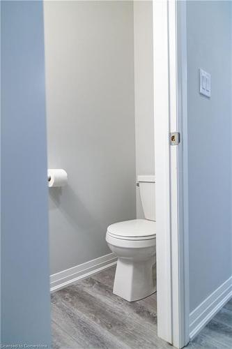 35 Laguna Village Crescent, Hamilton, ON - Indoor Photo Showing Bathroom