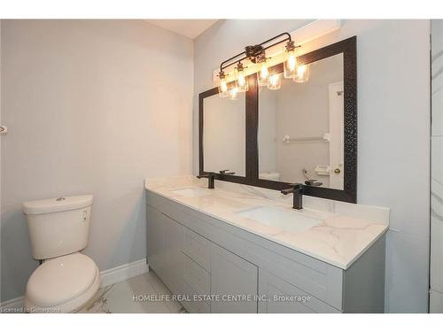 117-8111 Forest Glen Drive, Niagara Falls, ON - Indoor Photo Showing Bathroom