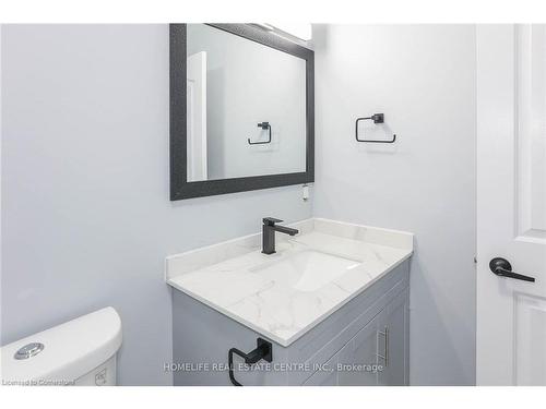 117-8111 Forest Glen Drive, Niagara Falls, ON - Indoor Photo Showing Bathroom