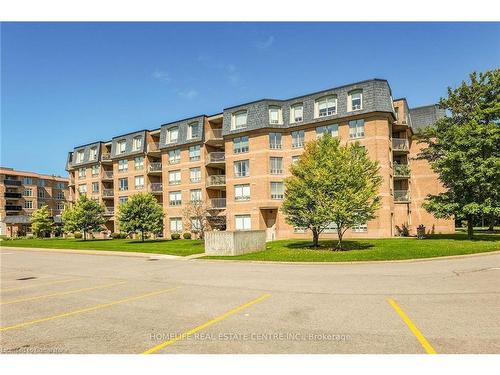 117-8111 Forest Glen Drive, Niagara Falls, ON - Outdoor With Facade